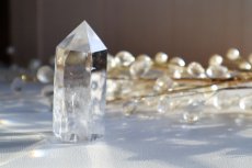 画像1: 【置き石】レインボー水晶ポイント91g (1)