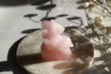 画像1: 【風水：跳ね馬】ローズクォーツ52ｇ (1)