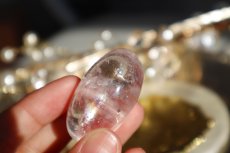 画像1: 開運/魔除け/邪気除け】水晶タンブルお守り38g (1)