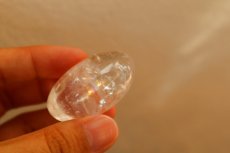 画像3: 開運/魔除け/邪気除け】水晶タンブルお守り38g (3)